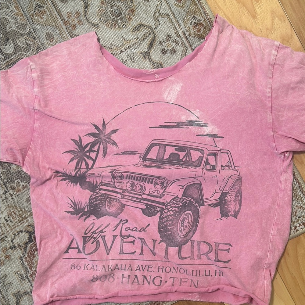 Distressed Hollister Women’s Open Neck Tee